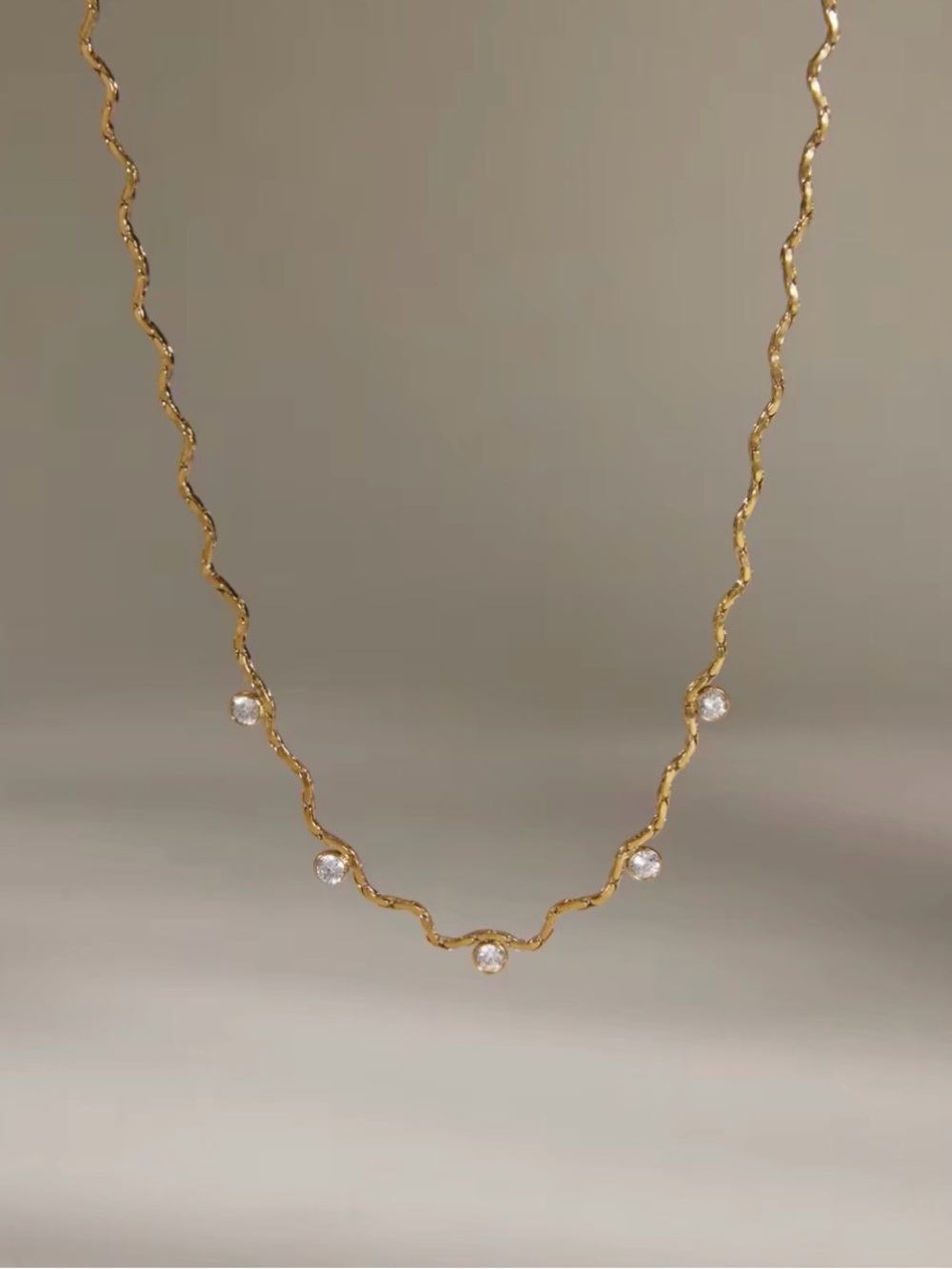 18K Gold Plated Stainless Steel Wave Chain Necklace Spark Minimalist Waterproof - Picture 4 of 7